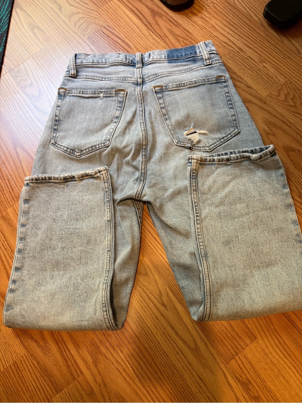 EUC Abercrombie & Fitch Curve Love Ankle Straight Ultra High Rise Jeans